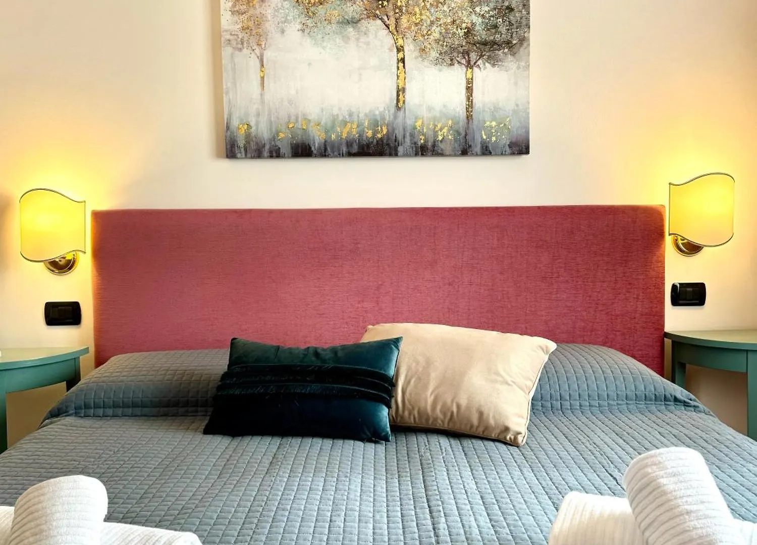 Welcome Traveller Frida'S Rooms Caprino Veronese Italien