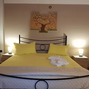 Al Casolare Apartment